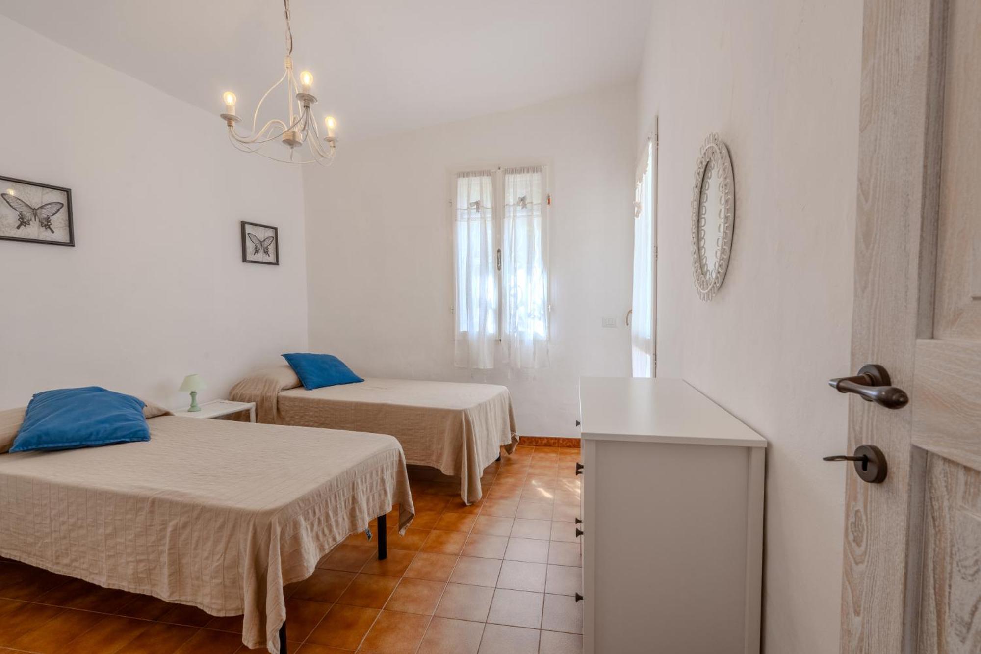 Tulli Fronte Bados -pittulongu-golfo Aranci Olbia